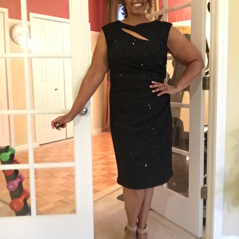Betsy & Adam Sleeveless Ruched Cutout Dress 14 W